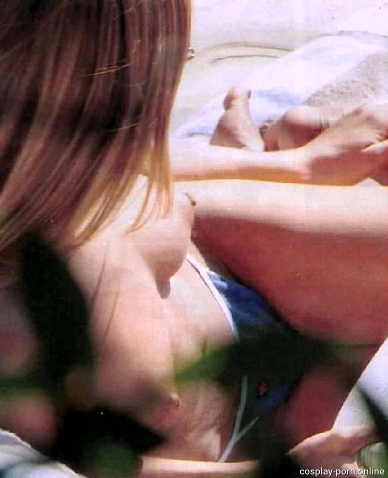 Подборка сексуальных сцен из фильмов Дженнифер Энистон (+порно фото)